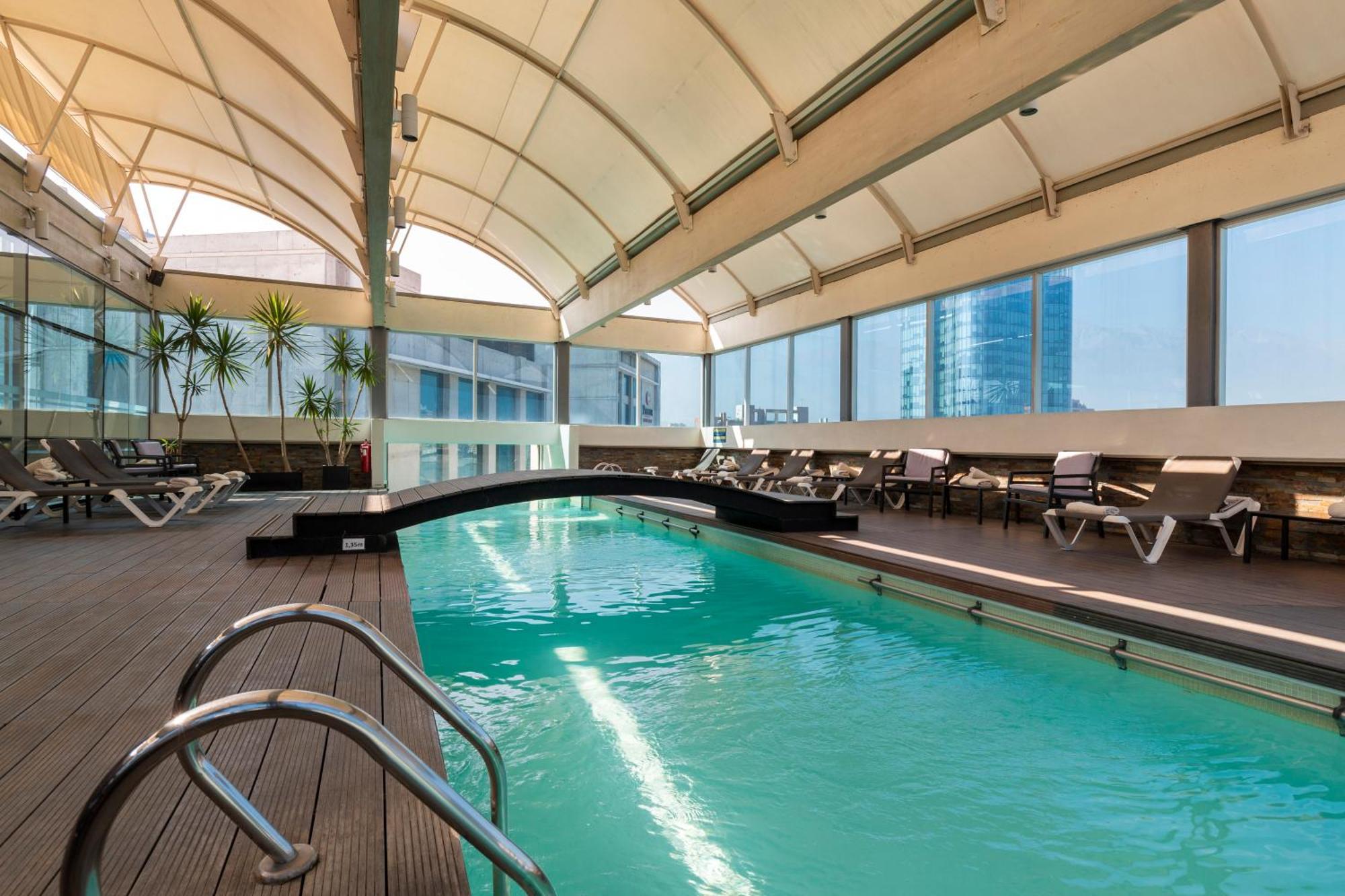 Best Western Premier Marina Las Condes Сантяго Екстериор снимка